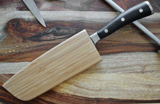 Magnetic Bamboo Santoku Sheath